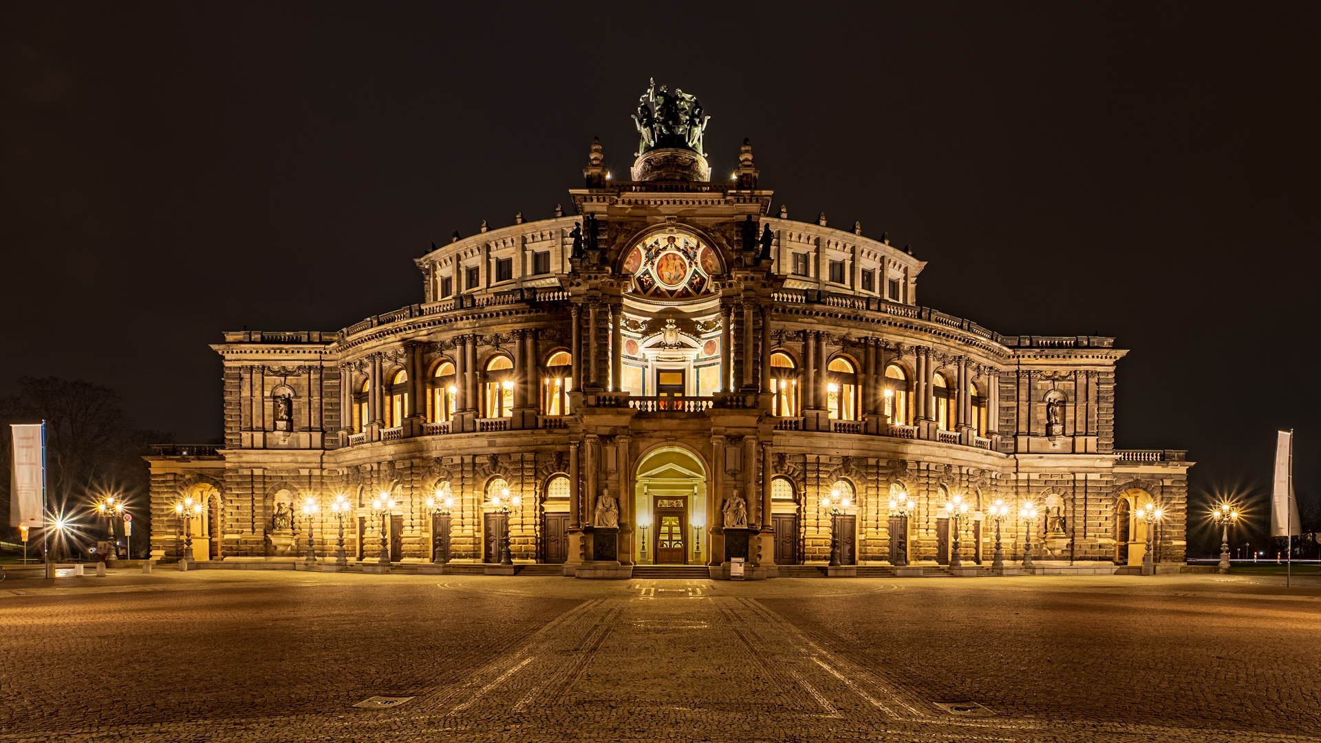 Semperoper...  