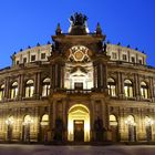 Semperoper bei Nacht