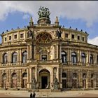 Semperoper bei Tag