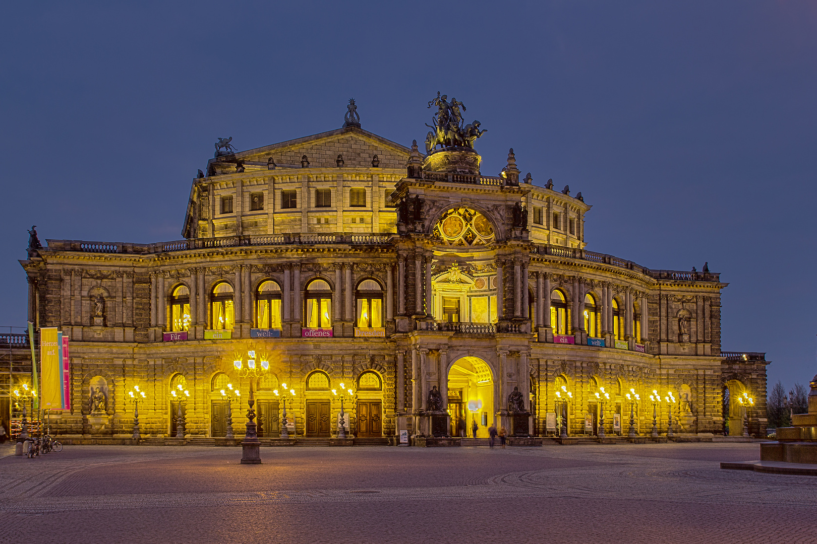 Semperoper Dresden in der Nacht Foto & Bild architektur, architektur