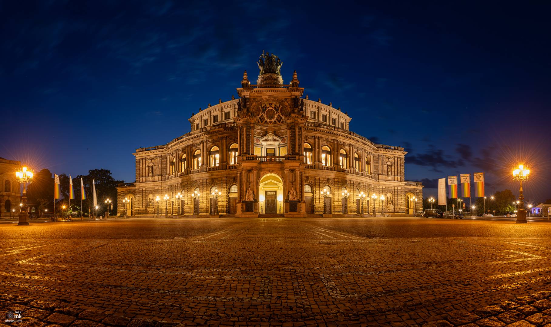 Semperoper ...