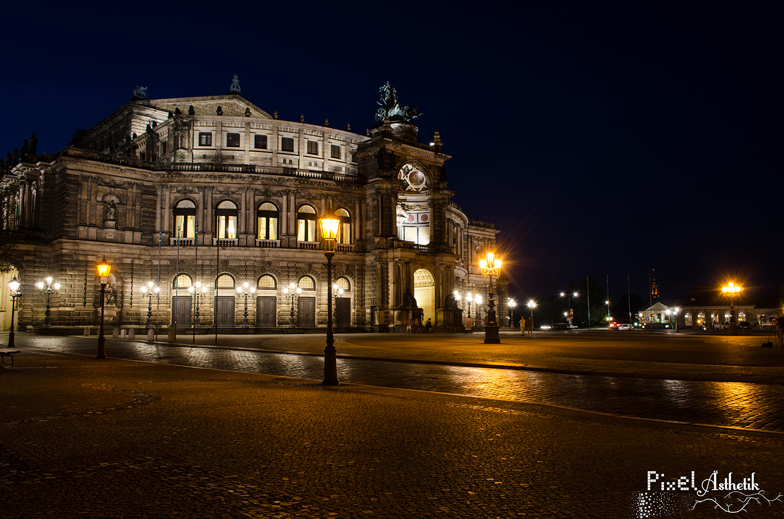 Semperoper nachts I