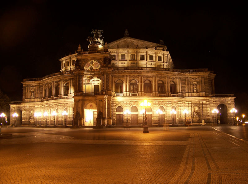 Semperoper (No. 04)