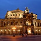 Semperoper zur blauen Stunde