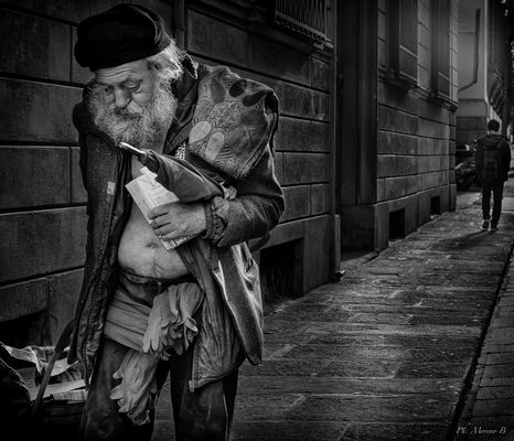 " Semplicemente...... Pietà "