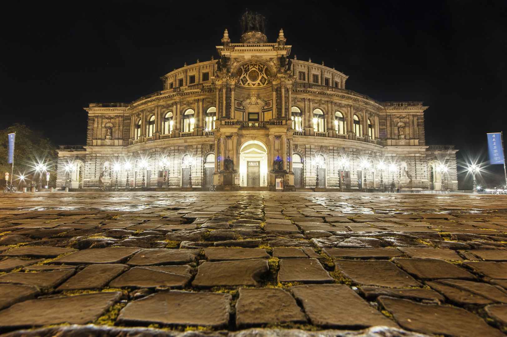 Sempre Oper in Dresden