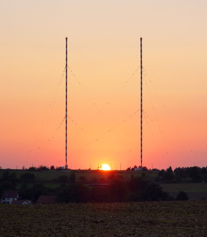 Sendeanlage Wachenbrunn bei Sonnenuntergang