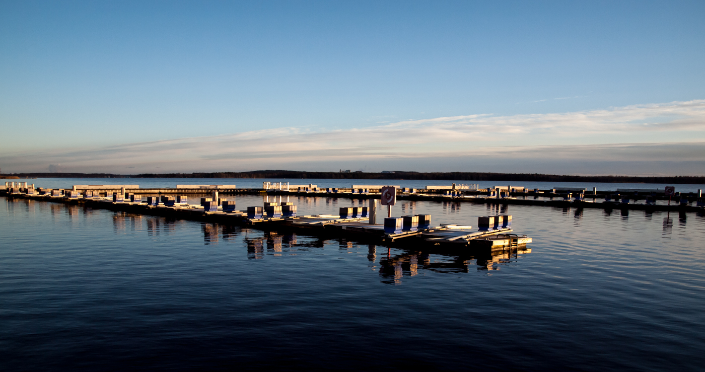 Senftenberger See mit Hafen