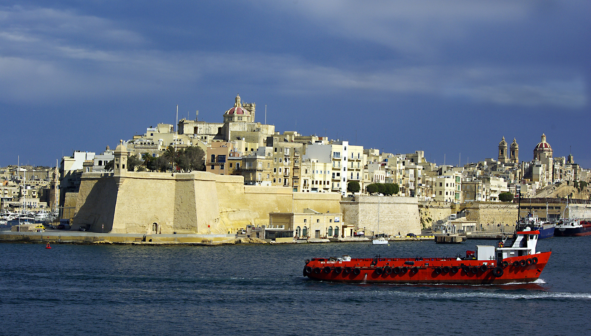 Senglea....