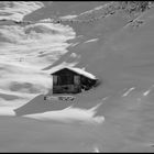 Sennhütte im Schnee