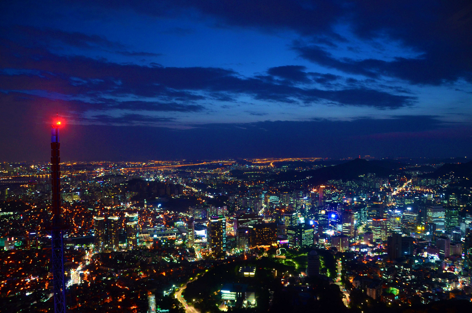 Seoul by night