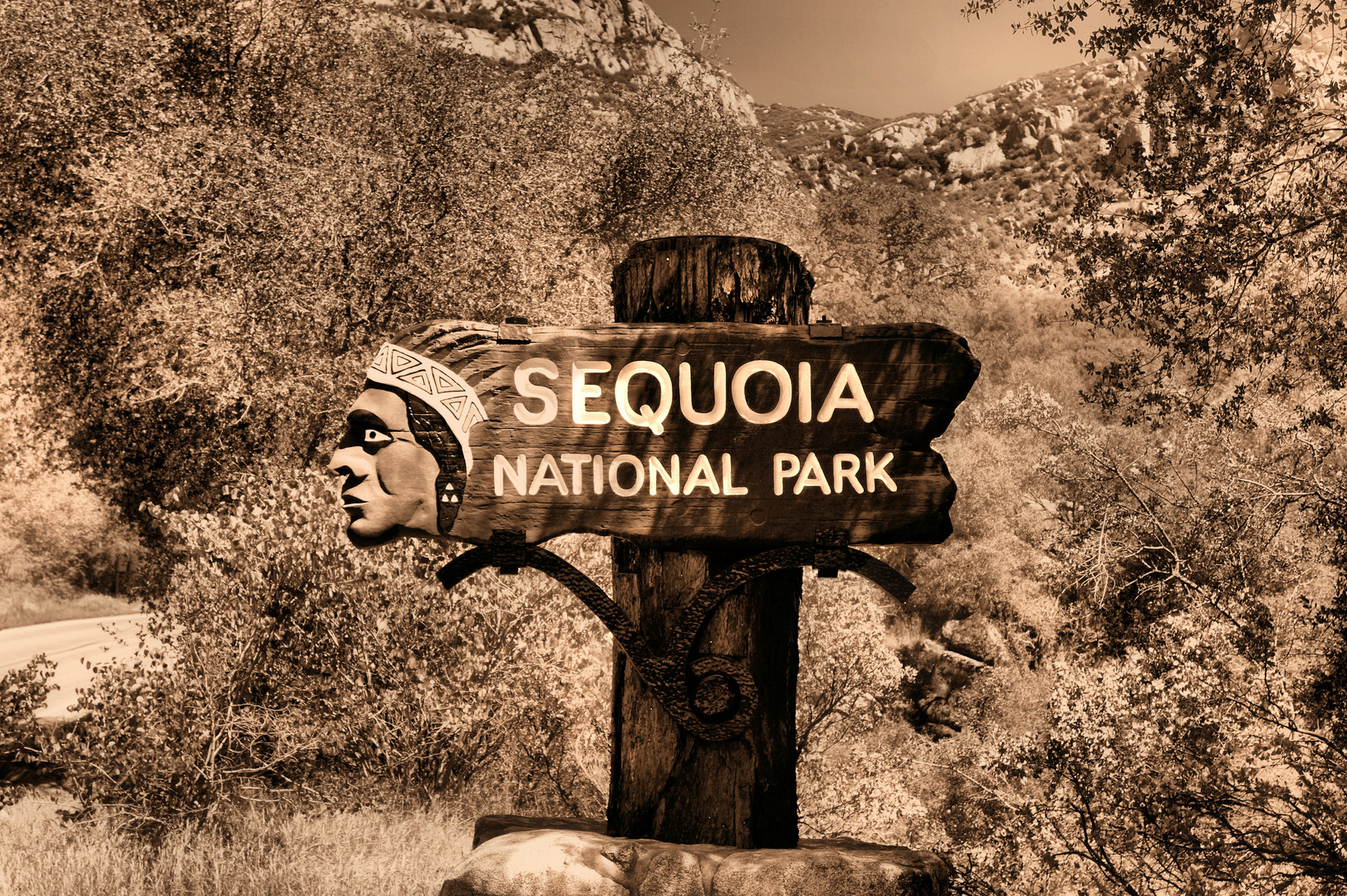 SEQUOIA AND KINGS CANYON NATIONAL PARKS