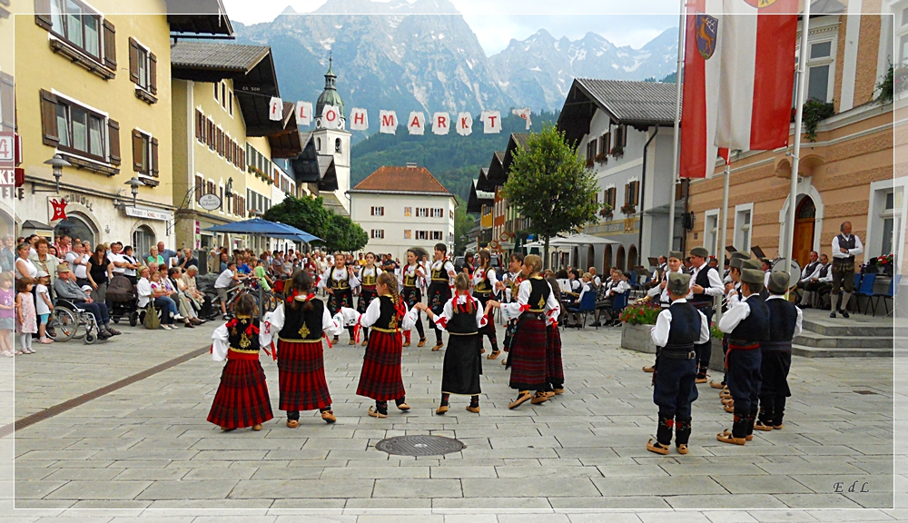 Serbische Kinder-Folklore