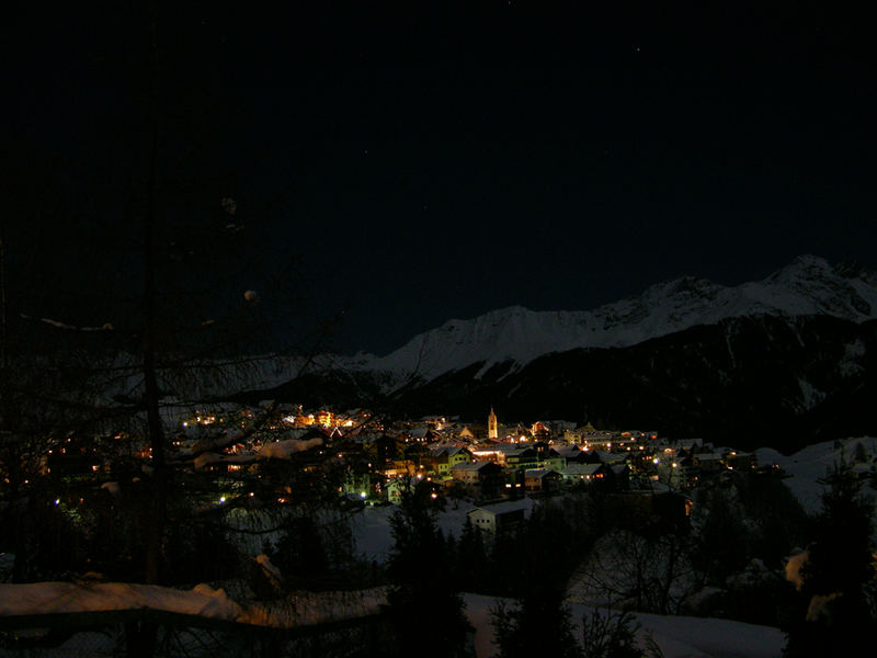 Serfaus bei Nacht