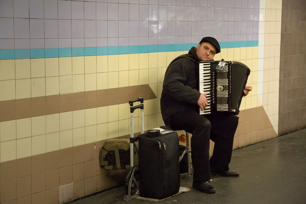 Série Metro : La bonne humeur pour les passants