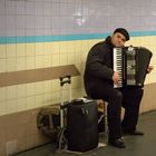 Série Metro : La bonne humeur pour les passants