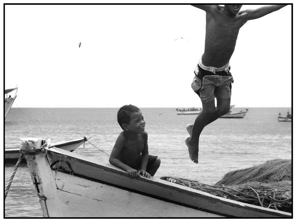 Serie Saltos en Margarita, hijos de pescadores