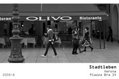 Serie Stadtleben 2008-8 - Verona Piazza Bra IV