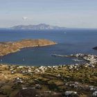 Serifos - Blick von der Chora auf den Hafen