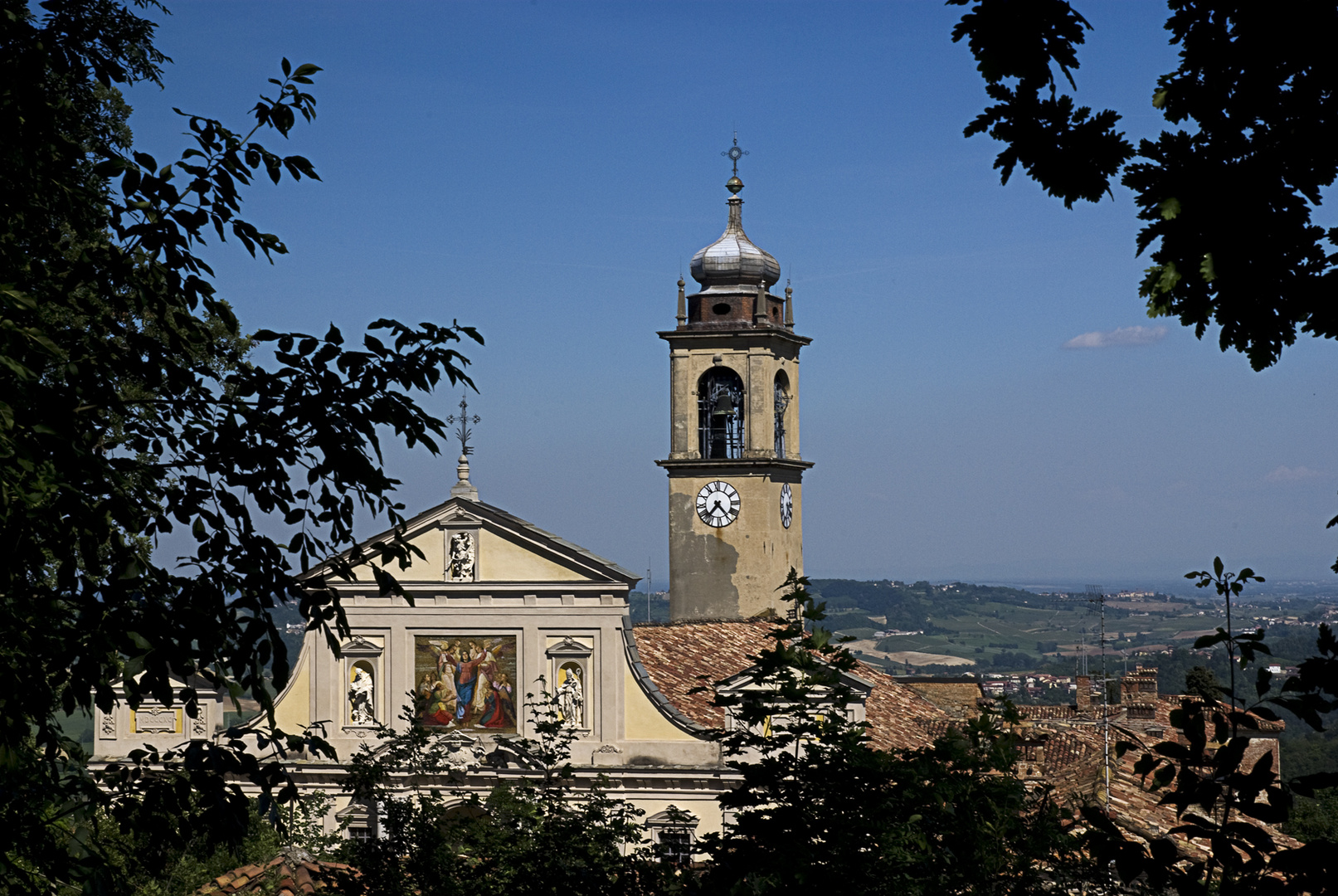 Serralunga Di Crea