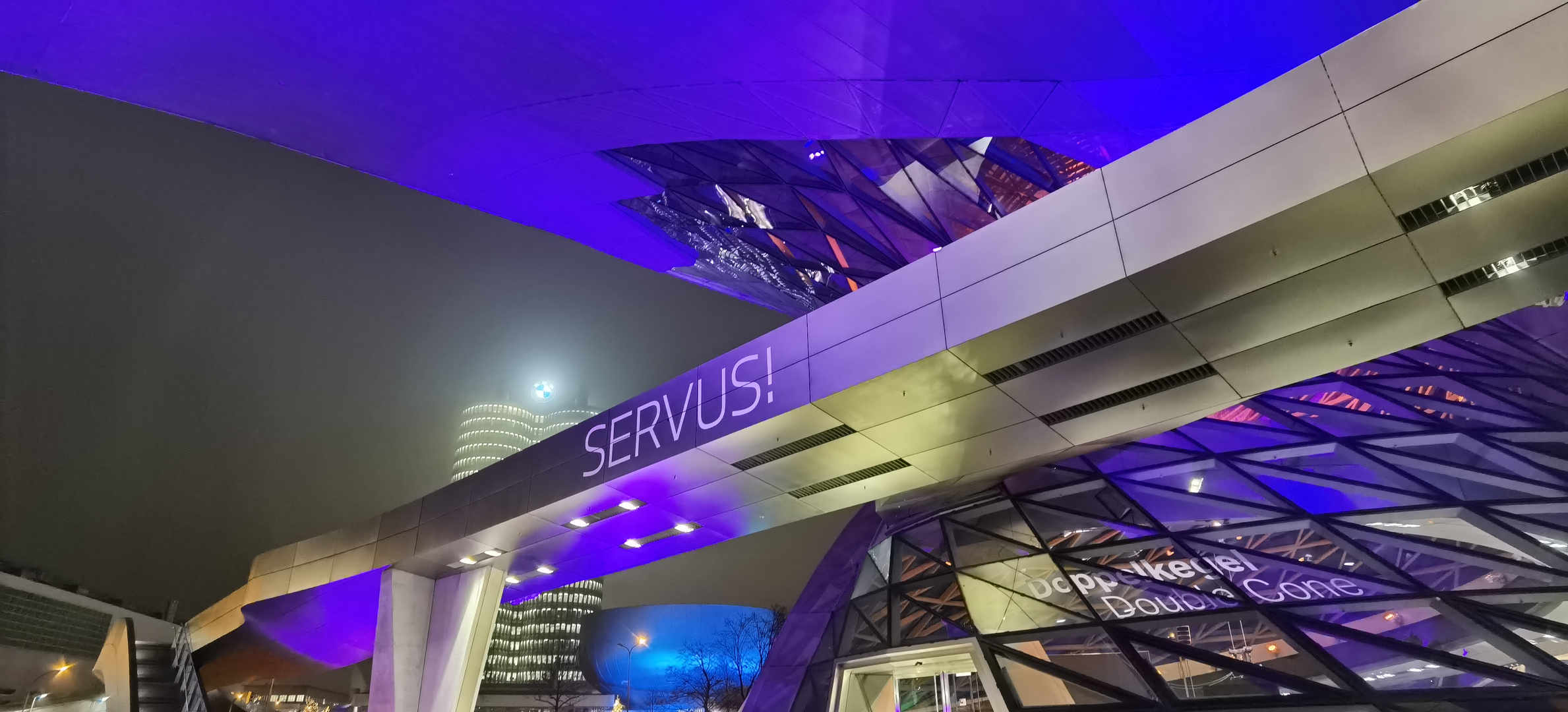 Servus! - BMW-Welt I