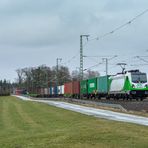 SETG Containerzug bei schlechtem Wetter.