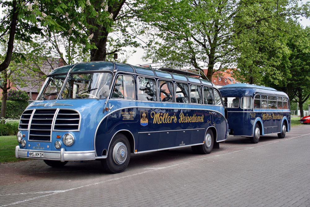 Setra S8 Bj.1956 mit ( Fahrrad) Anhänger in Jork