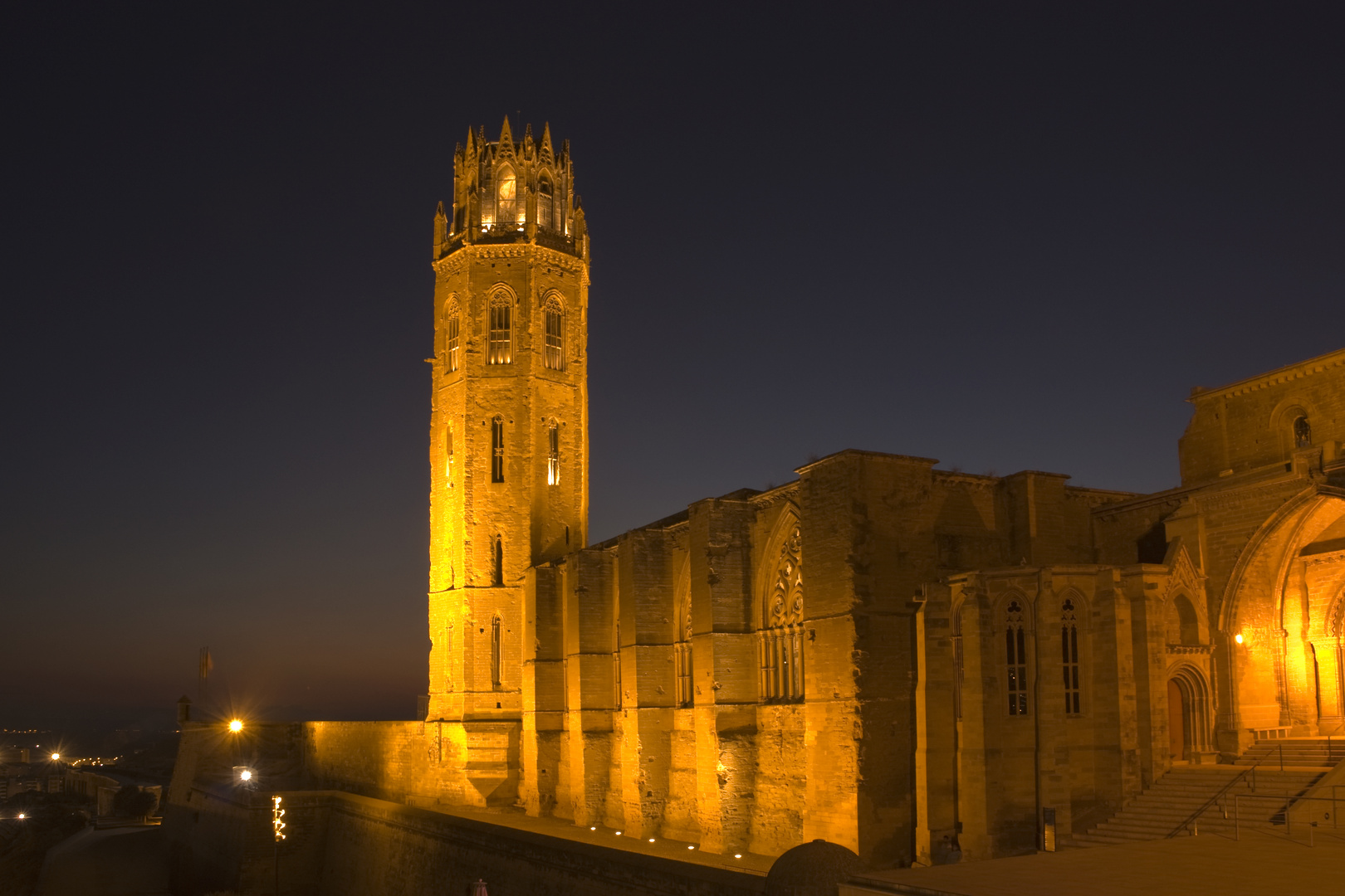 Seu Vella de Lleida nocturno 1