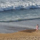 Seule sur la plage ....