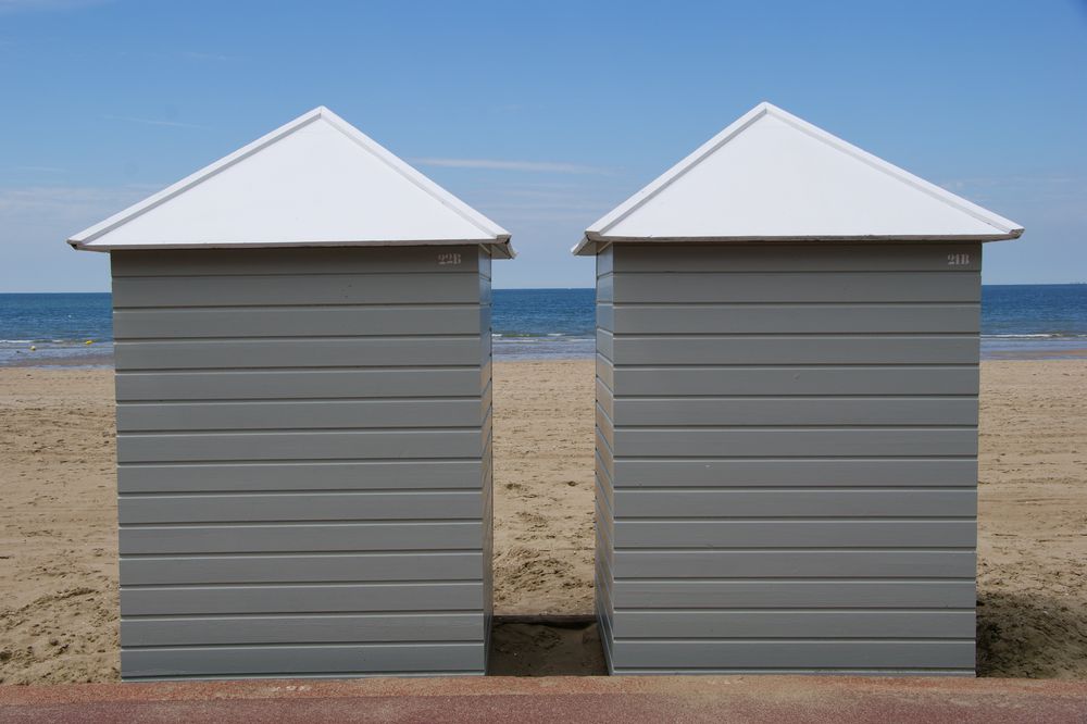 Seuls sur la plage