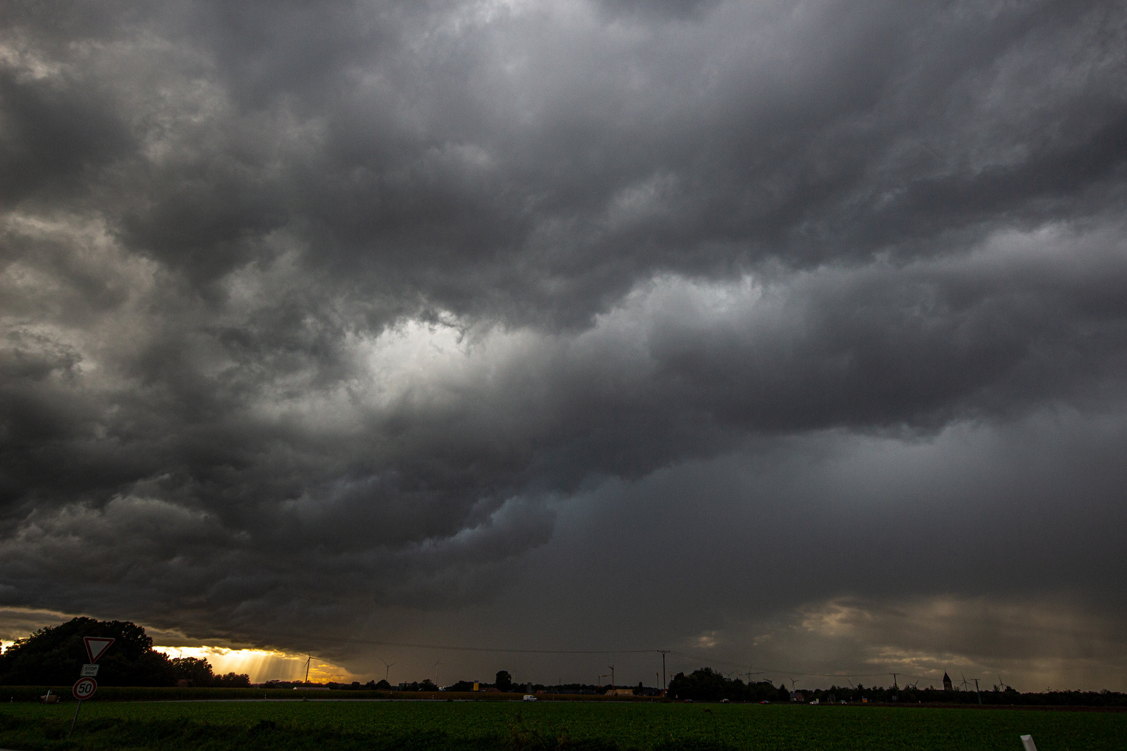 Severe Thunderstorm