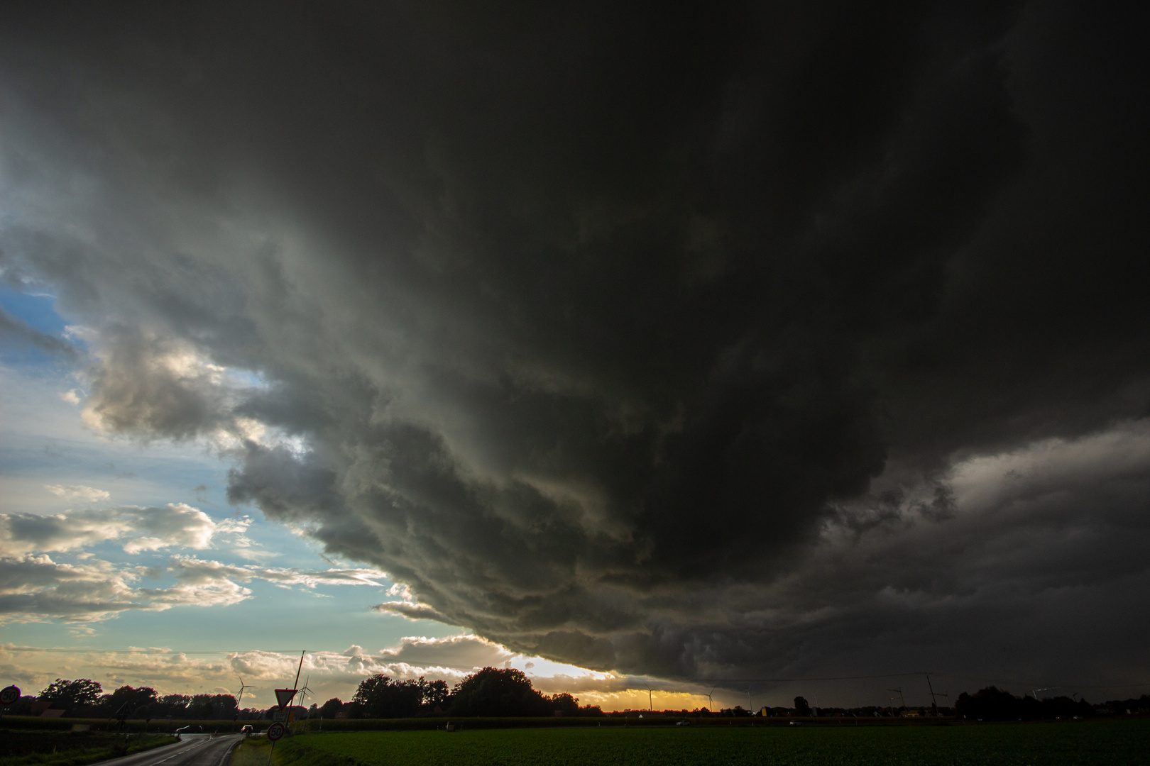 Severe Thunderstorm