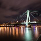 Severinsbrücke bei Nacht