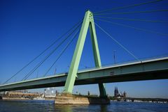 Severinsbrücke in Köln