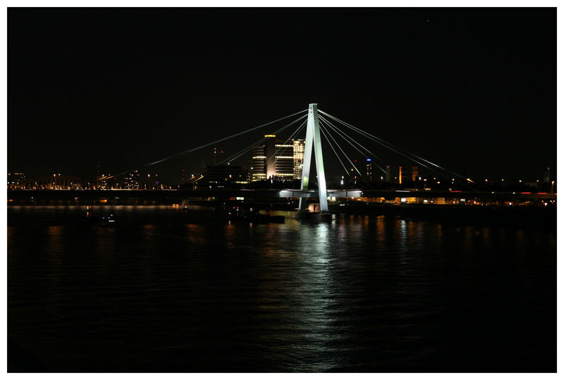 Severinsbrücke in Köln