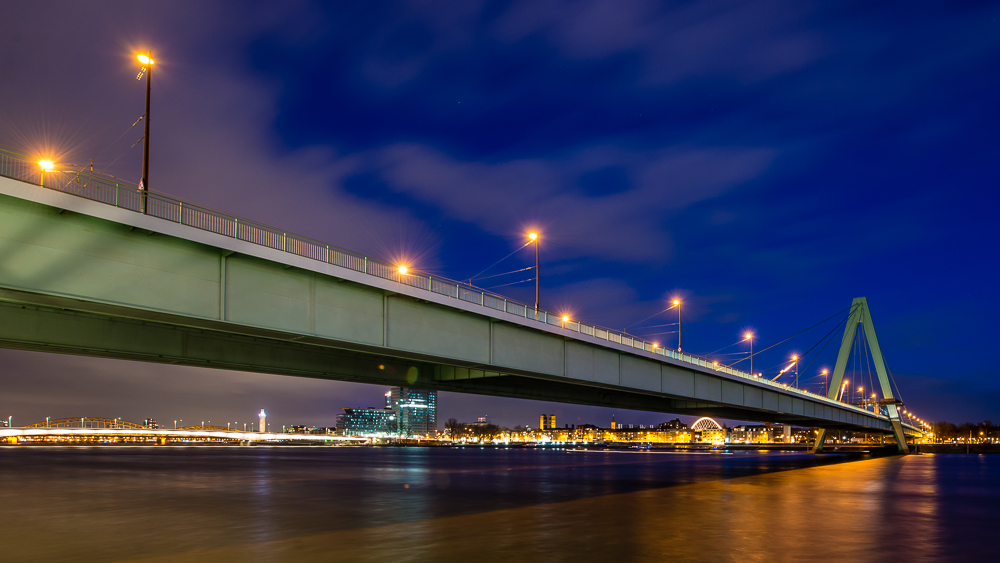 Severinsbrücke - Köln