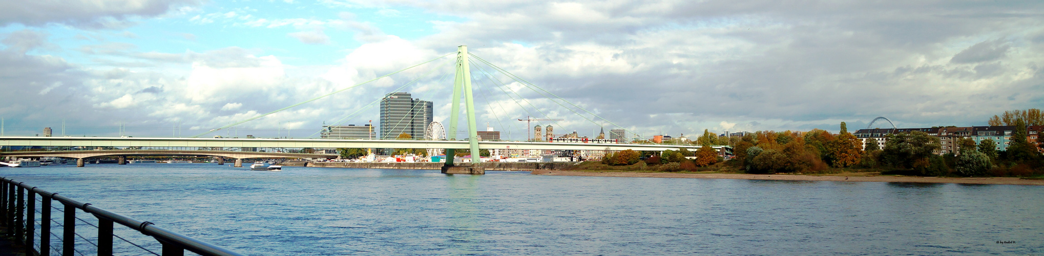 Severinsbrücke Panorama