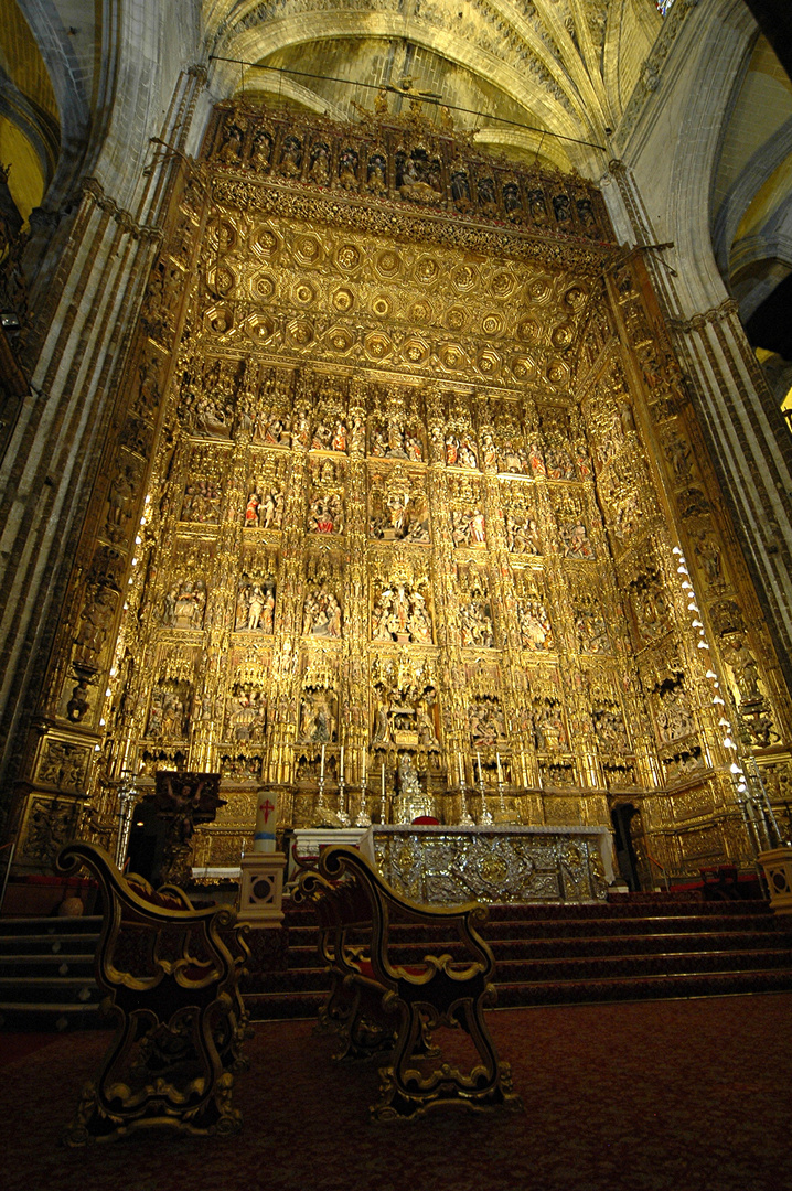 Sevilla . Altar in der Kathedrale