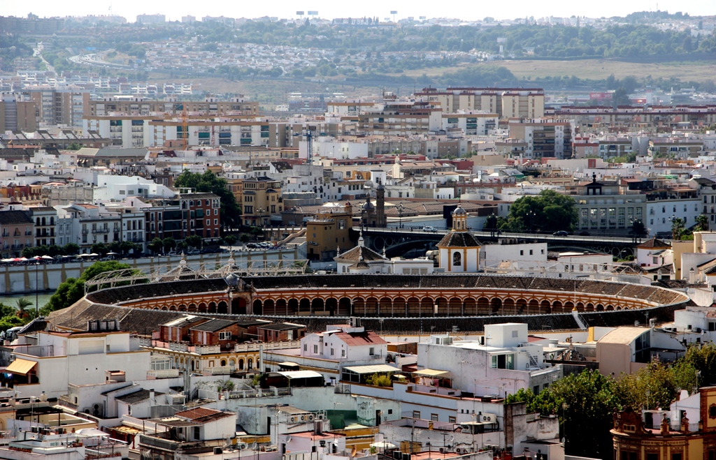 Sevilla, Blick vom Kirchturm auf die Stierkampf-Arena