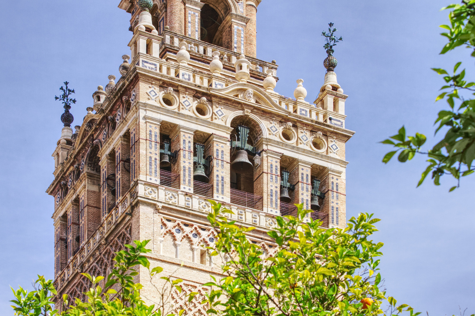 Sevilla Catedral_Giralda_3152