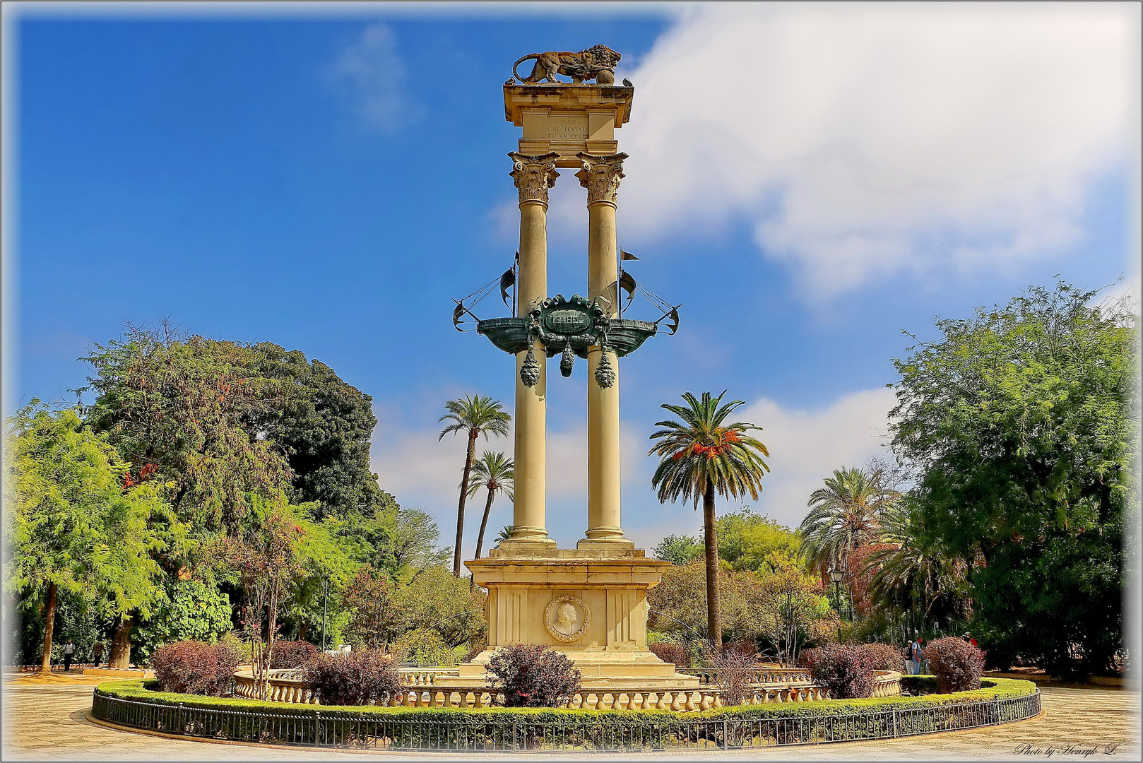 Sevilla, Christopher Columbus Monument