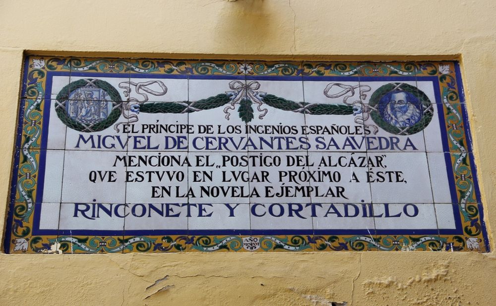 Sevilla, eine Gedenktafel für den Schöpfer des "Don Quichote & Sancho Pansa"