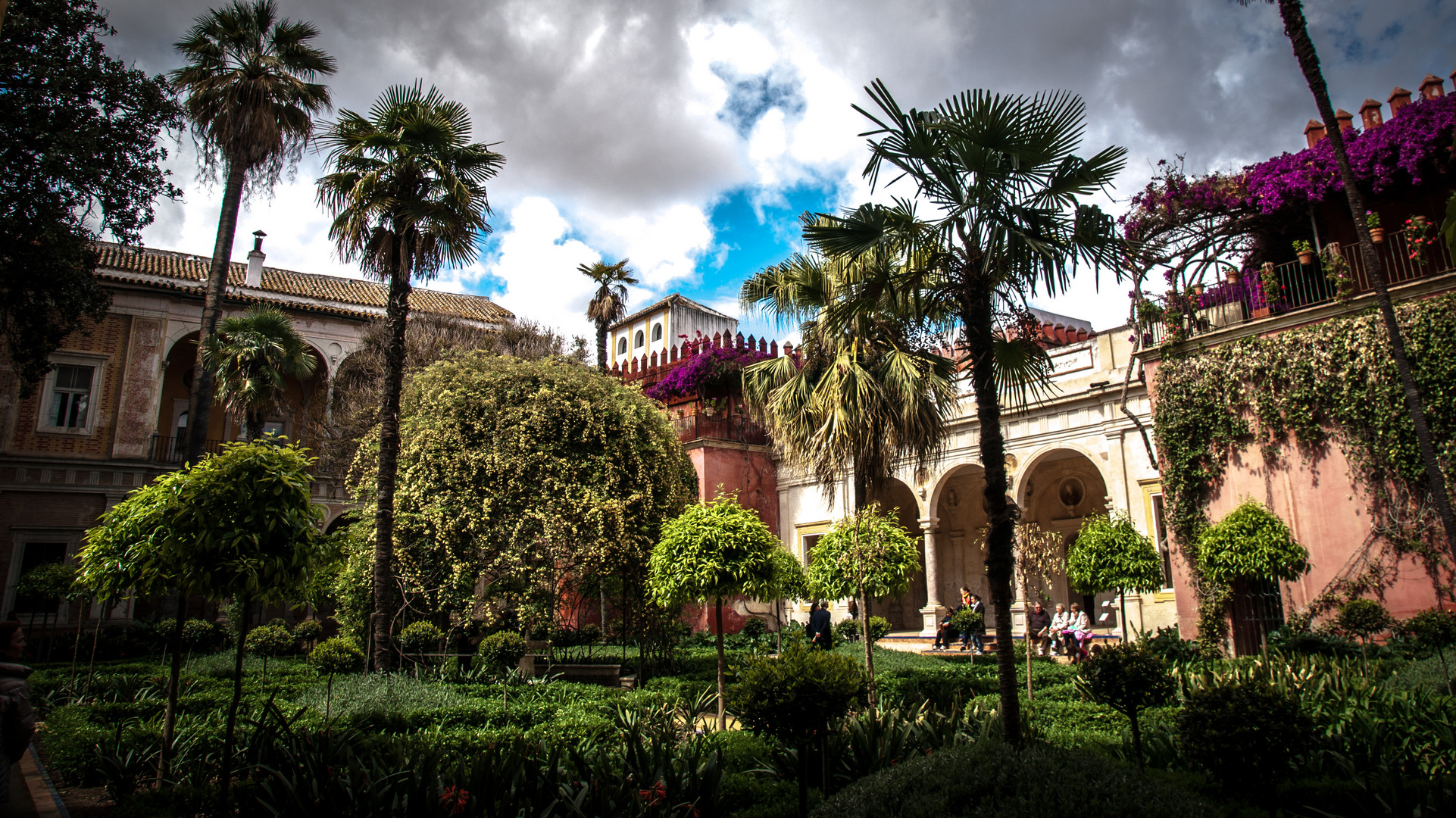 Sevilla, Patio (2) Casa de Pilatos.