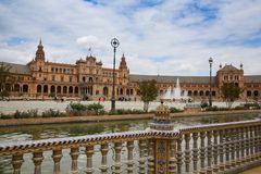 Sevillas Plaza de Espana