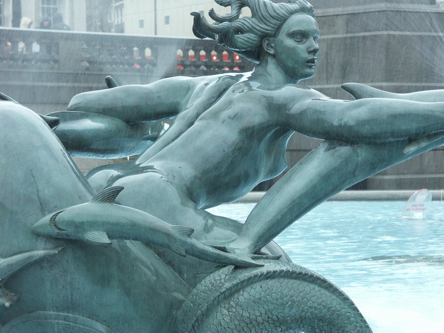 Sexy Mermaid - London Trafalgar Square