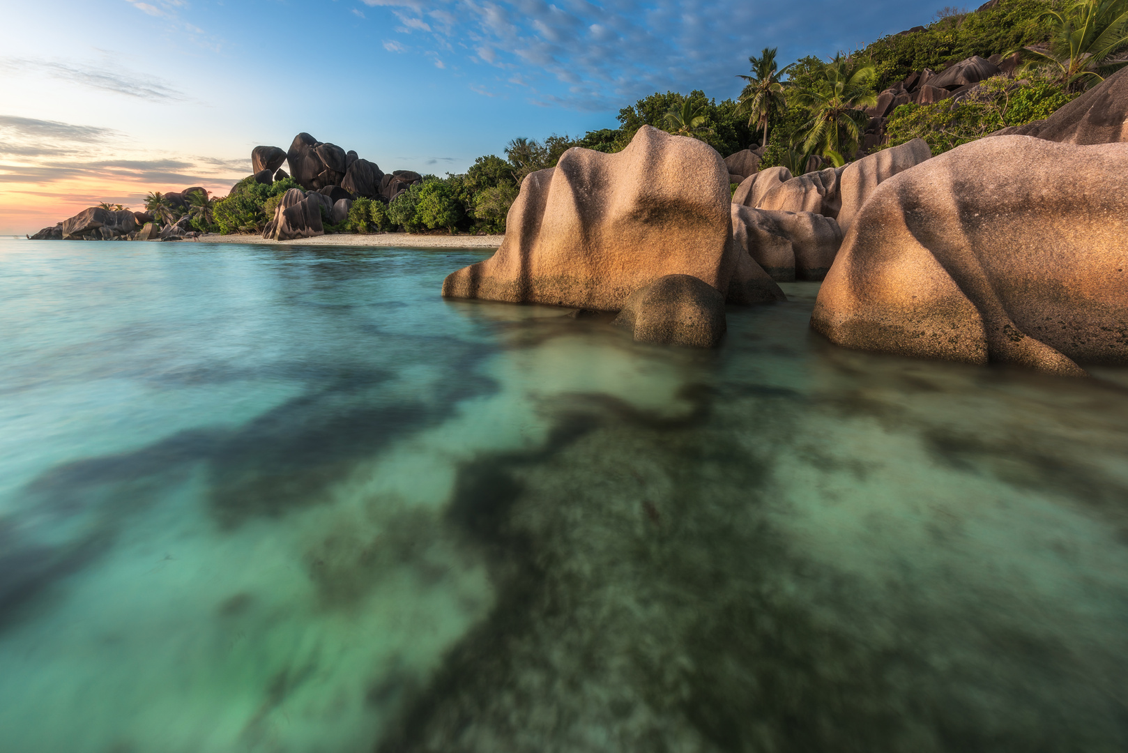 Seychellen - Anse Source d'Argent im Abendlicht