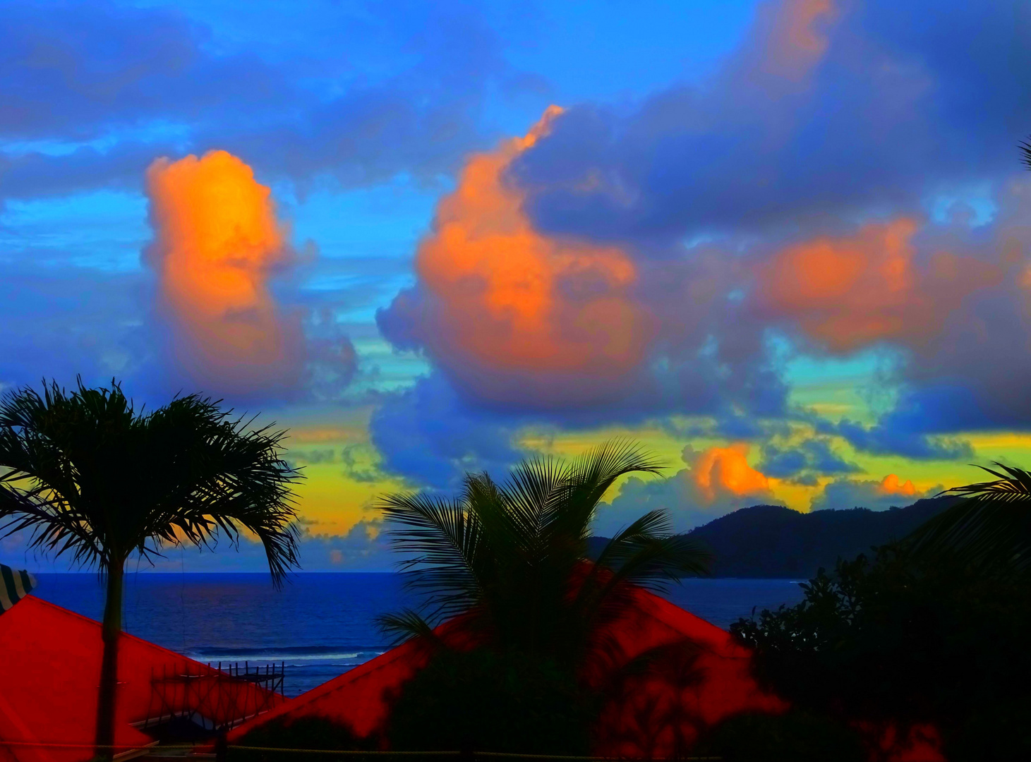 Seychellen / Sonnenuntergang auf Mahe / Indischer Ozean