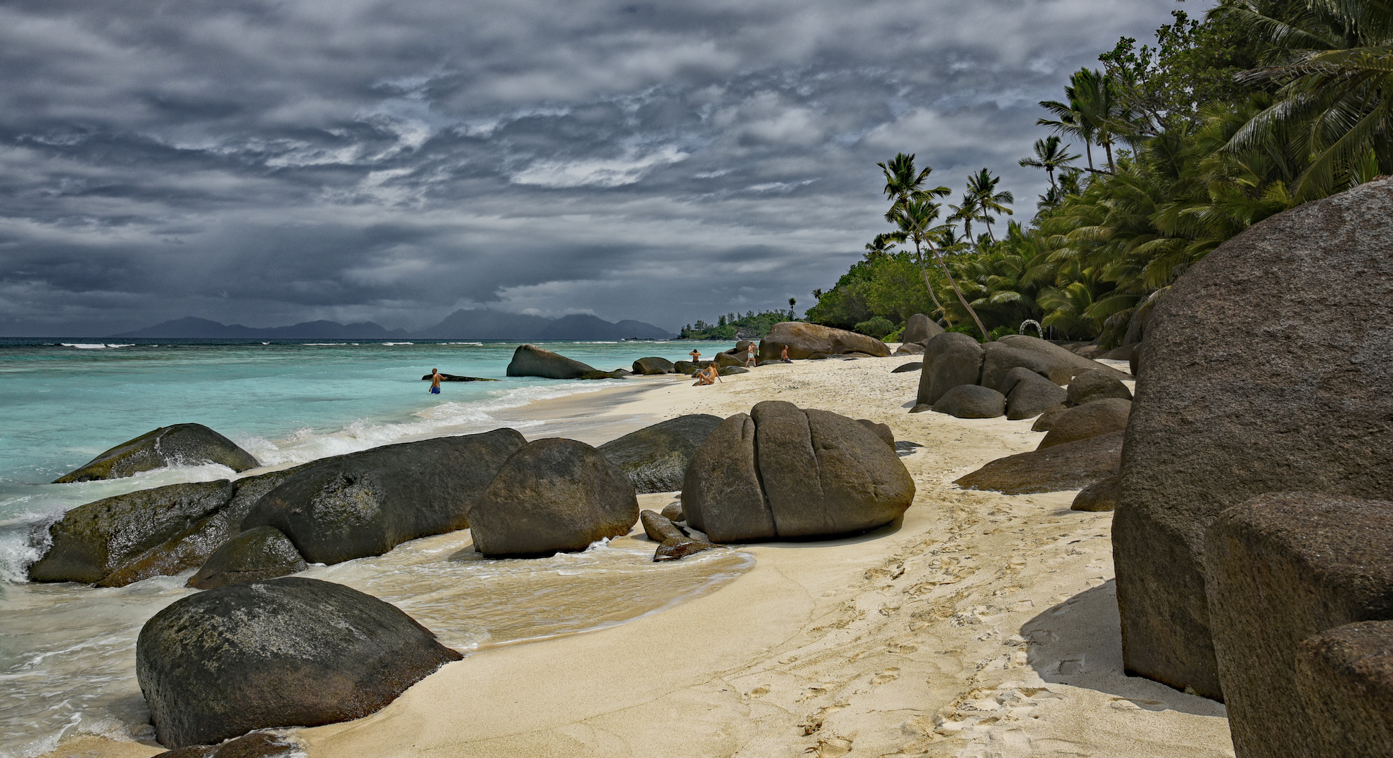 Seychelles Ile  Silhouette