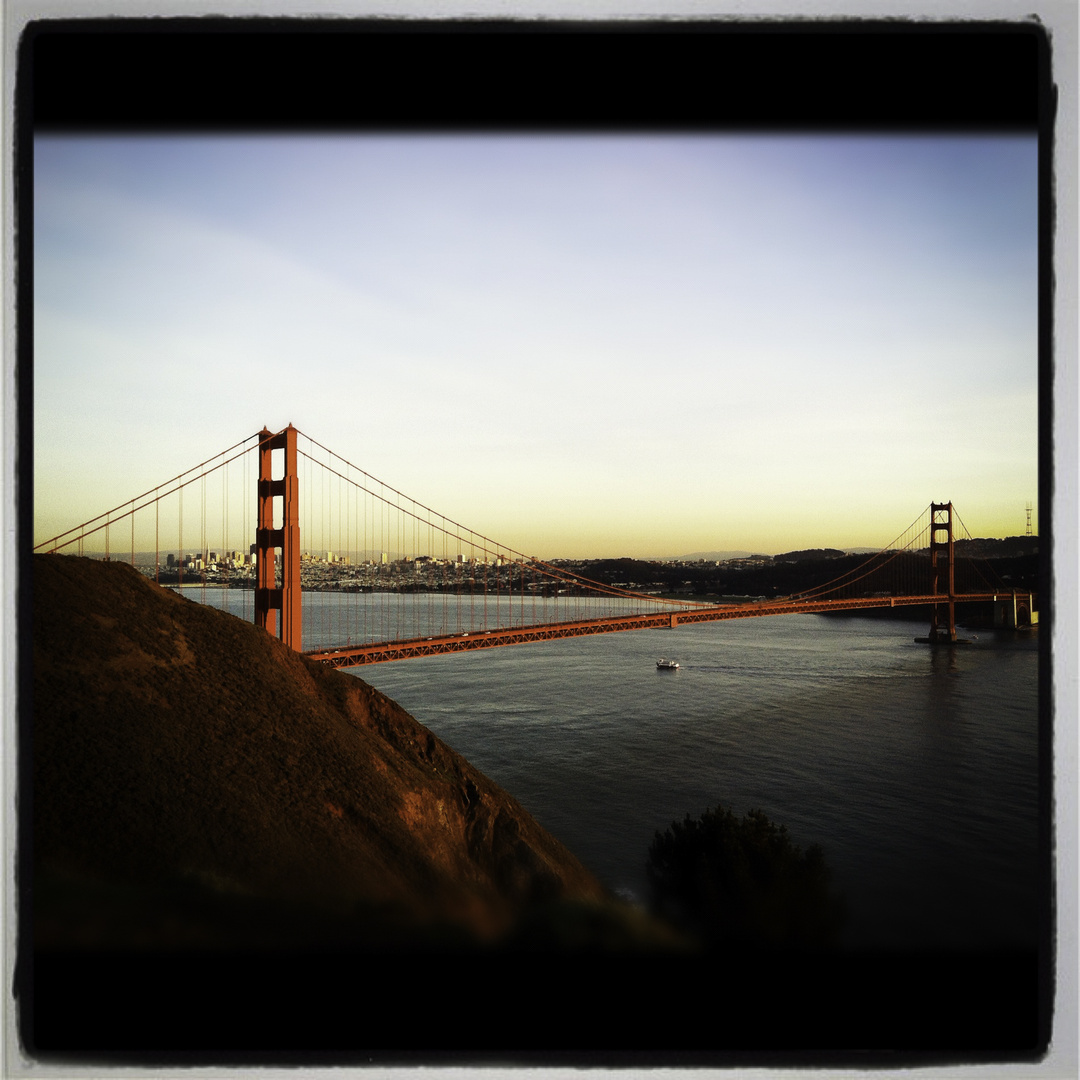 S.F. - GGB