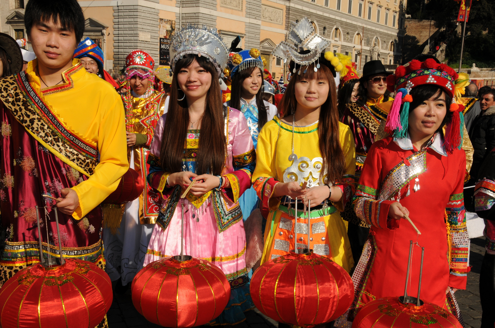 Sfilata di costumi cinesi a Roma